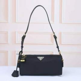 Picture of Prada Handbags _SKUfw182774501fw